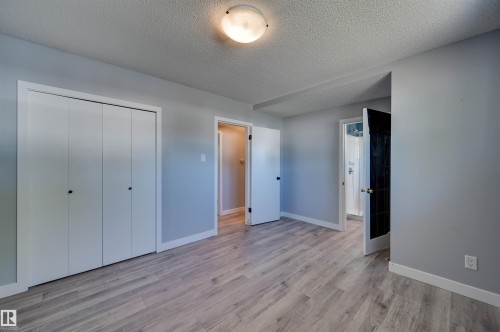16231 96 Avenue Nw, Edmonton, AB - Indoor Photo Showing Other Room