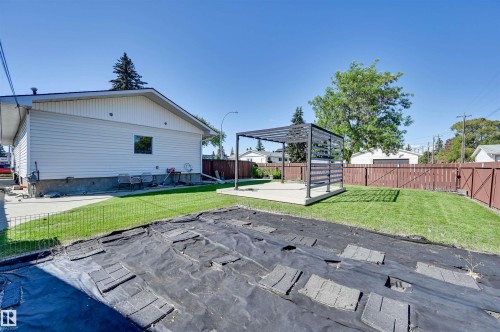 16231 96 Avenue Nw, Edmonton, AB - Outdoor