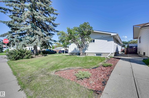 16231 96 Avenue Nw, Edmonton, AB - Outdoor