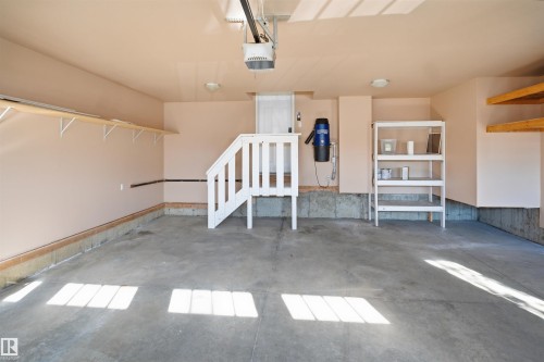 2256 Cameron Ravine Court Nw, Edmonton, AB - Indoor Photo Showing Garage