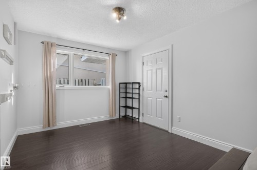 1 Georgia Place, St. Albert, AB - Indoor Photo Showing Other Room