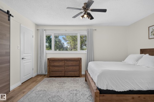 1 Georgia Place, St. Albert, AB - Indoor Photo Showing Bedroom