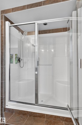 1 Georgia Place, St. Albert, AB - Indoor Photo Showing Bathroom