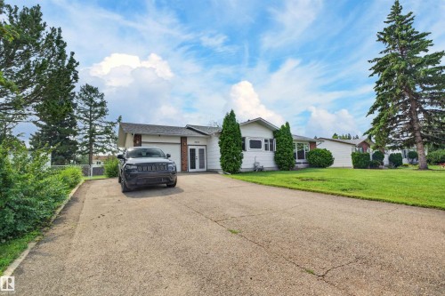 5219 55 Avenue, Mundare, AB - Outdoor
