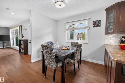 5219 55 Avenue, Mundare, AB - Indoor Photo Showing Dining Room