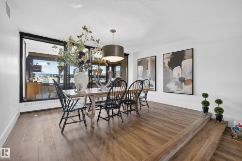 #303 9929 Saskatchewan Dr Nw, Edmonton, AB - Indoor Photo Showing Dining Room