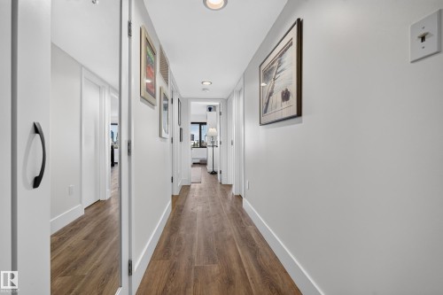 #303 9929 Saskatchewan Dr Nw, Edmonton, AB - Indoor Photo Showing Other Room