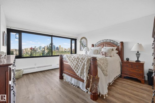 #303 9929 Saskatchewan Dr Nw, Edmonton, AB - Indoor Photo Showing Bedroom