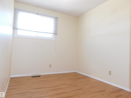 213 Habitat Crescent Nw, Edmonton, AB - Indoor Photo Showing Other Room