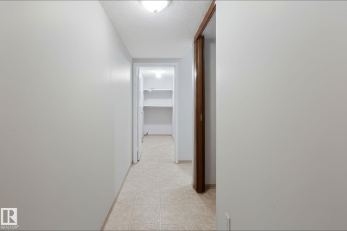 #101 10842 107 St Nw, Edmonton, AB - Indoor Photo Showing Other Room