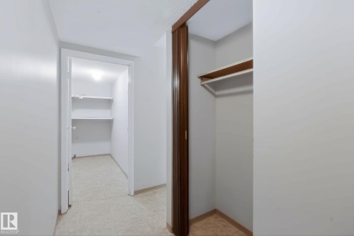 #101 10842 107 St Nw, Edmonton, AB - Indoor