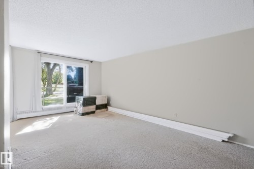 #101 10842 107 St Nw, Edmonton, AB - Indoor