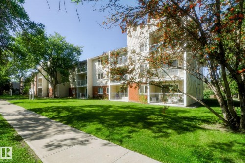 #101 10842 107 St Nw, Edmonton, AB - Outdoor