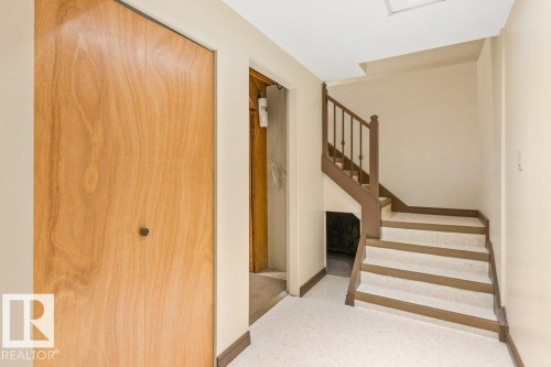 5 Gillian Crescent, St. Albert, AB - Indoor Photo Showing Other Room