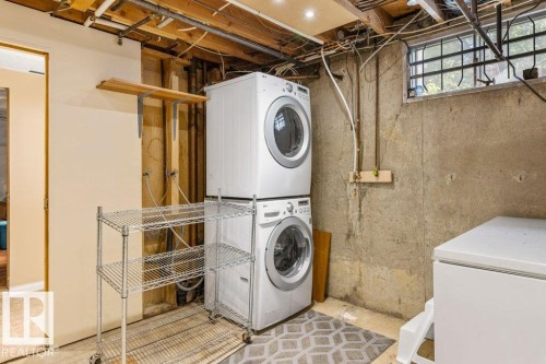 5 Gillian Crescent, St. Albert, AB - Indoor Photo Showing Laundry Room