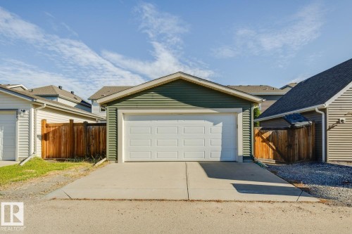 8311 Ellis Crescent Nw, Edmonton, AB - Outdoor With Exterior