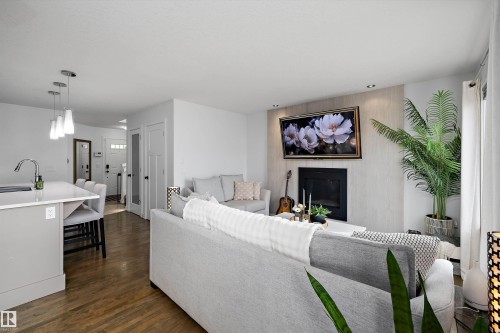 6716 Cardinal Road Sw, Edmonton, AB - Indoor With Fireplace