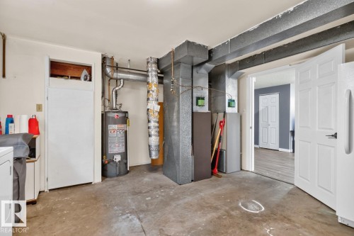 2408 80 Street Nw, Edmonton, AB - Indoor