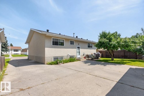2408 80 Street Nw, Edmonton, AB - Outdoor