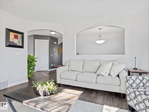 25 Wilkinson Place, Leduc, AB - Indoor Photo Showing Living Room