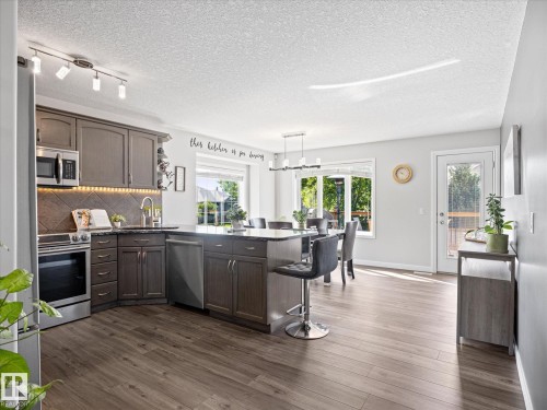 25 Wilkinson Place, Leduc, AB - Indoor Photo Showing Kitchen