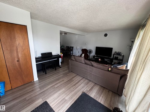 10013 153 Street Nw, Edmonton, AB 