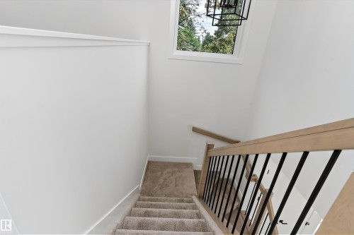 14512 86 Avenue Nw, Edmonton, AB - Indoor Photo Showing Other Room