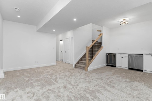 14512 86 Avenue Nw, Edmonton, AB - Indoor Photo Showing Other Room