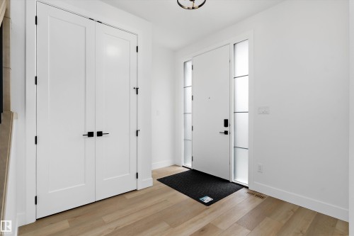 14512 86 Avenue Nw, Edmonton, AB - Indoor Photo Showing Other Room