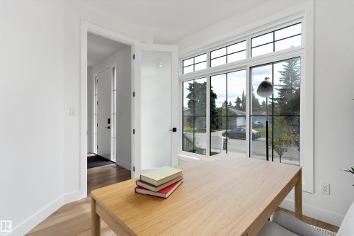 14512 86 Avenue Nw, Edmonton, AB - Indoor Photo Showing Other Room