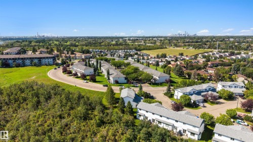 #3 450 Hyndman Cr Nw, Edmonton, AB - Outdoor With View
