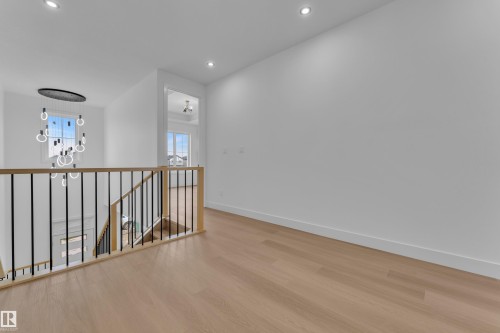 512 Robinson Boulevard, Leduc, AB - Indoor Photo Showing Other Room