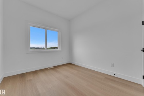512 Robinson Boulevard, Leduc, AB - Indoor Photo Showing Other Room