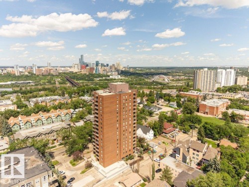 Image quality insufficient for description - #804 11027 87 Av Nw, Edmonton, AB - Outdoor With View
