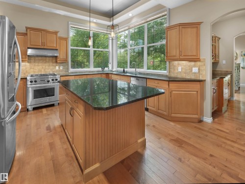 202 Saskatchewan Drive Nw, Edmonton, AB - Indoor Photo Showing Kitchen