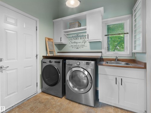 202 Saskatchewan Drive Nw, Edmonton, AB - Indoor Photo Showing Laundry Room