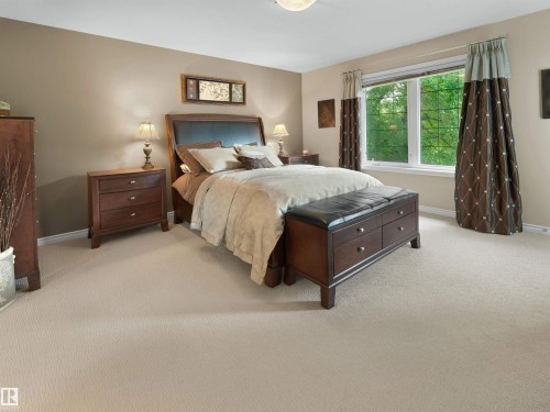 202 Saskatchewan Drive Nw, Edmonton, AB - Indoor Photo Showing Bedroom