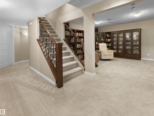 202 Saskatchewan Drive Nw, Edmonton, AB - Indoor Photo Showing Other Room