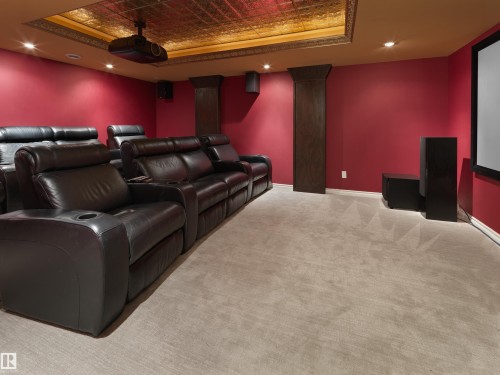 202 Saskatchewan Drive Nw, Edmonton, AB - Indoor