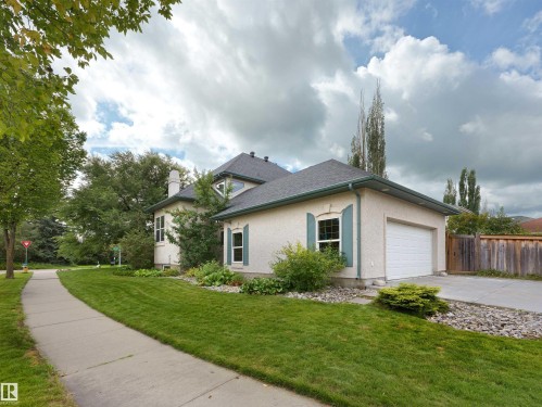 202 Saskatchewan Drive Nw, Edmonton, AB - Outdoor