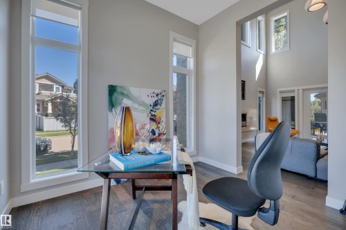 5047 Mcluhan Road Nw, Edmonton, AB - Indoor