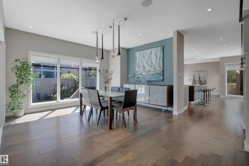 5047 Mcluhan Road Nw, Edmonton, AB - Indoor Photo Showing Dining Room