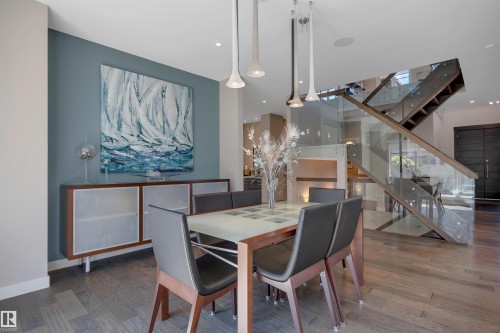 5047 Mcluhan Road Nw, Edmonton, AB - Indoor Photo Showing Dining Room