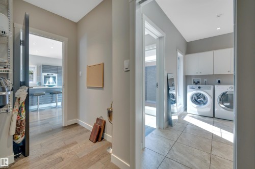 5047 Mcluhan Road Nw, Edmonton, AB - Indoor Photo Showing Laundry Room