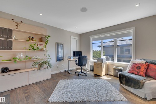 5047 Mcluhan Road Nw, Edmonton, AB - Indoor