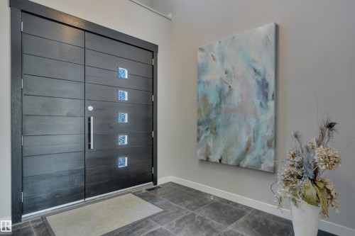 5047 Mcluhan Road Nw, Edmonton, AB - Indoor