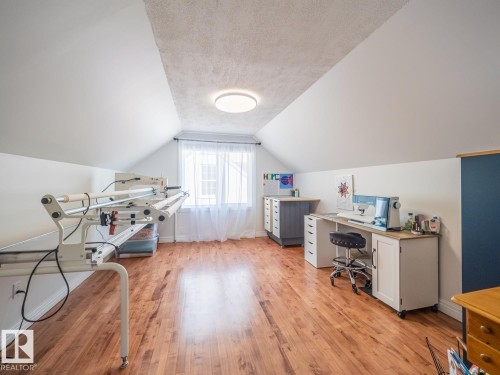 10511 68 Avenue Nw, Edmonton, AB - Indoor Photo Showing Office