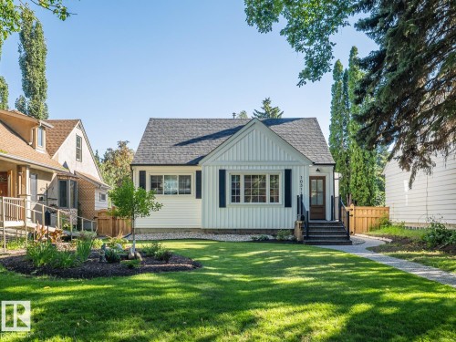 10511 68 Avenue Nw, Edmonton, AB - Outdoor With Deck Patio Veranda