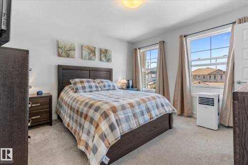 54 Astoria Place, Devon, AB - Indoor Photo Showing Bedroom
