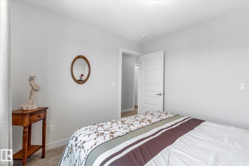 54 Astoria Place, Devon, AB - Indoor Photo Showing Bedroom